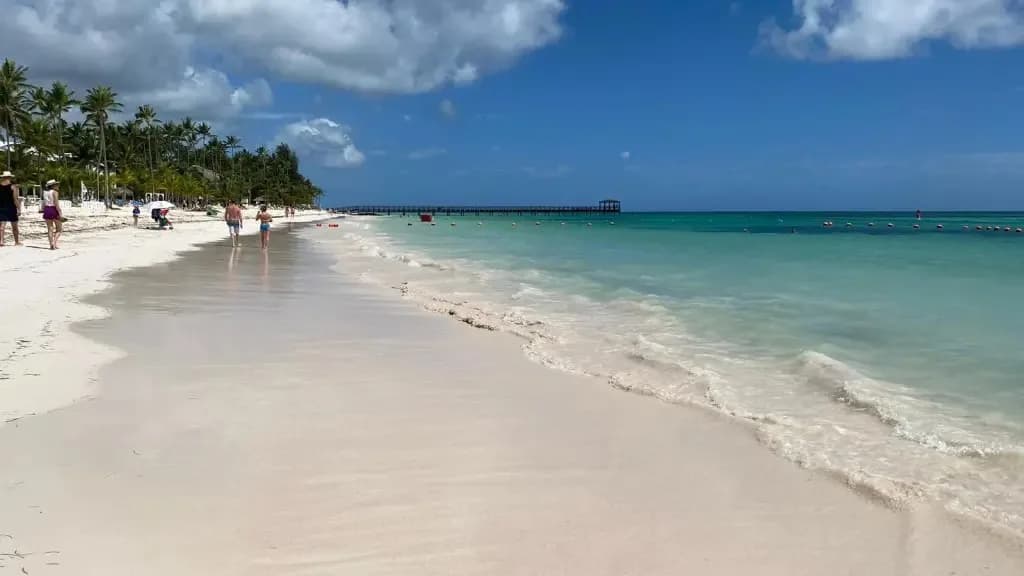 Beachfront at Playa Turquesa with turquoise water