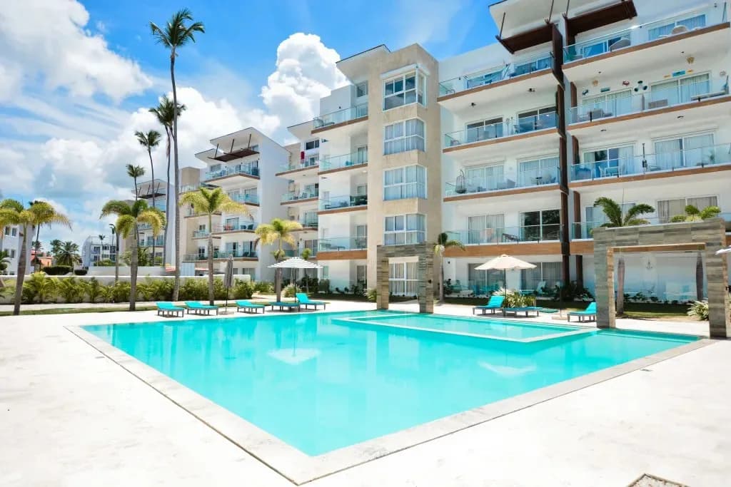 NAVIO A104 three-bedroom apartment with beach access