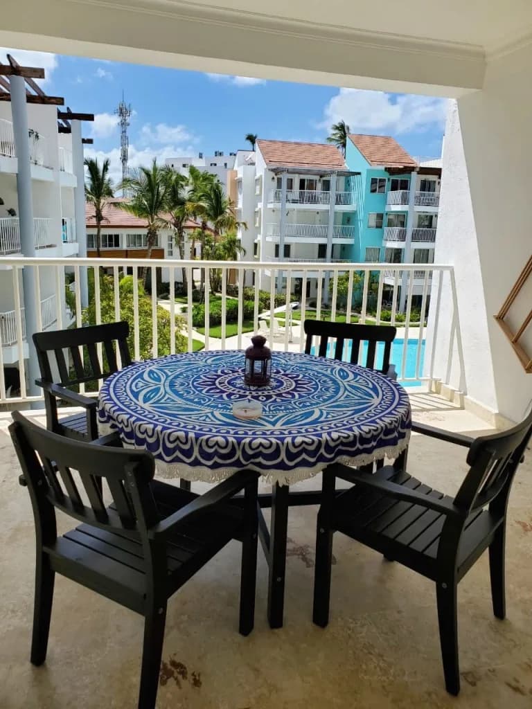 Dining deck at Playa Turquesa O305